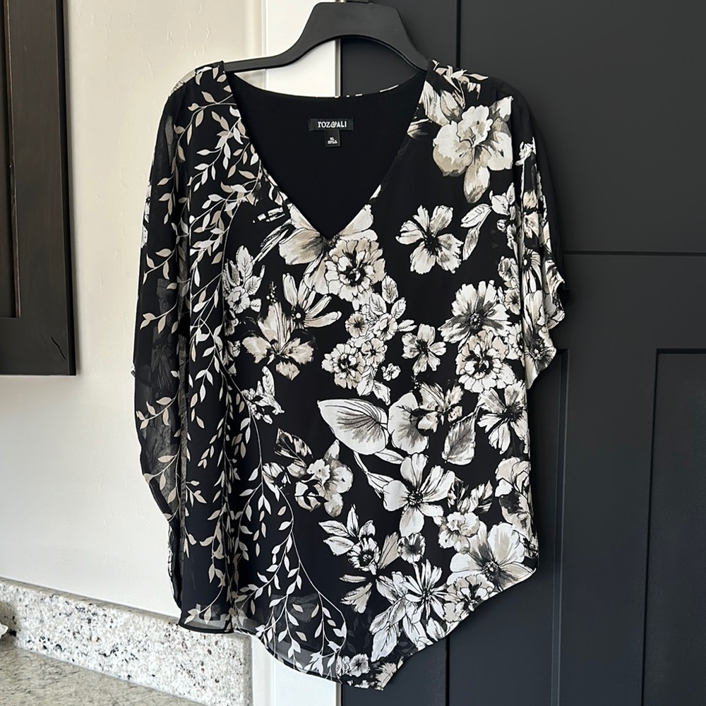 Floral Black and White Top